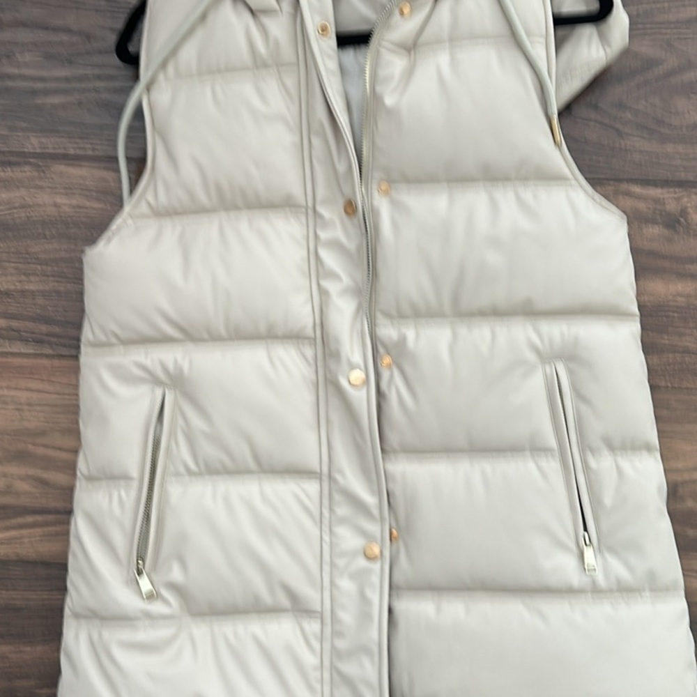 Dex Women's Cream Puffer Vest